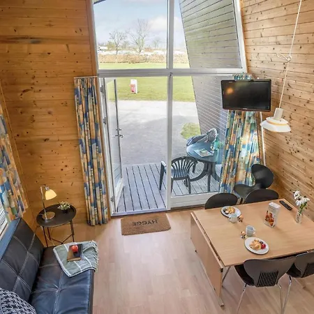 2 Bedroom In בית נופש